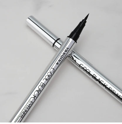 Black Brown Eyeliner Pen Waterproof Sweatproof Long Lasting No Smudge Liquid Eyeliner Eye Makeup Tool for Beginners