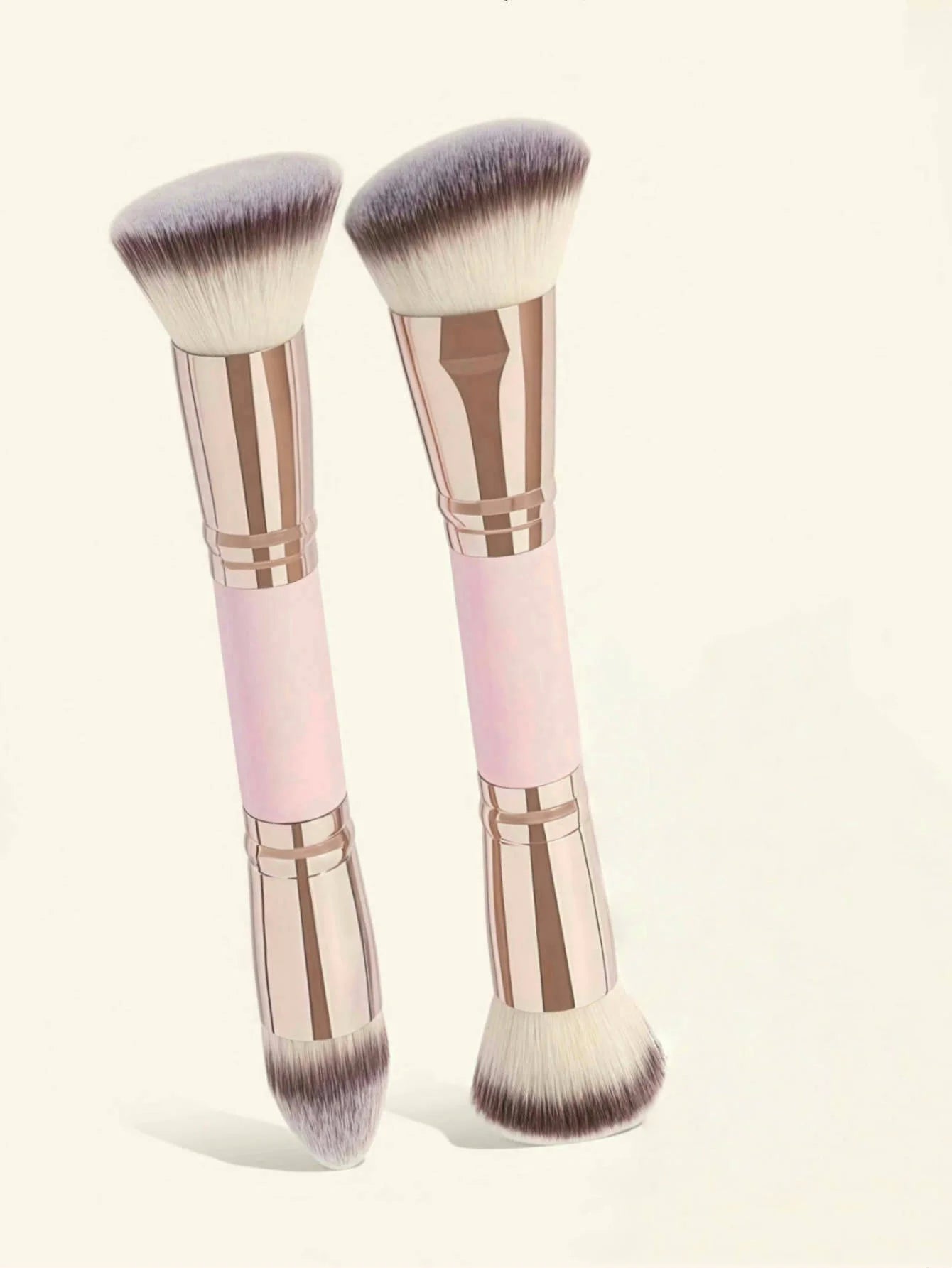 Double-Ended Foundation & Contour Brush – Dual-Purpose Blending Tool