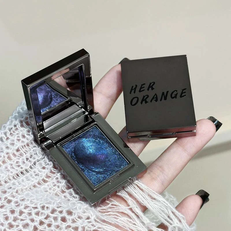 Chameleon Shimmer Eyeshadow – Colour-Shifting, Sparkle & Buildable Pigment