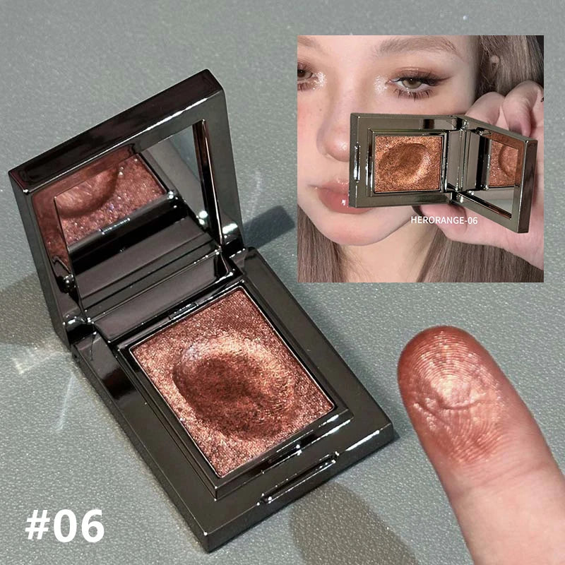 Chameleon Shimmer Eyeshadow – Colour-Shifting, Sparkle & Buildable Pigment
