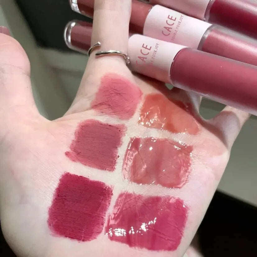 Dual-Ended Lip Gloss – Matte & Mirror Gloss Finish