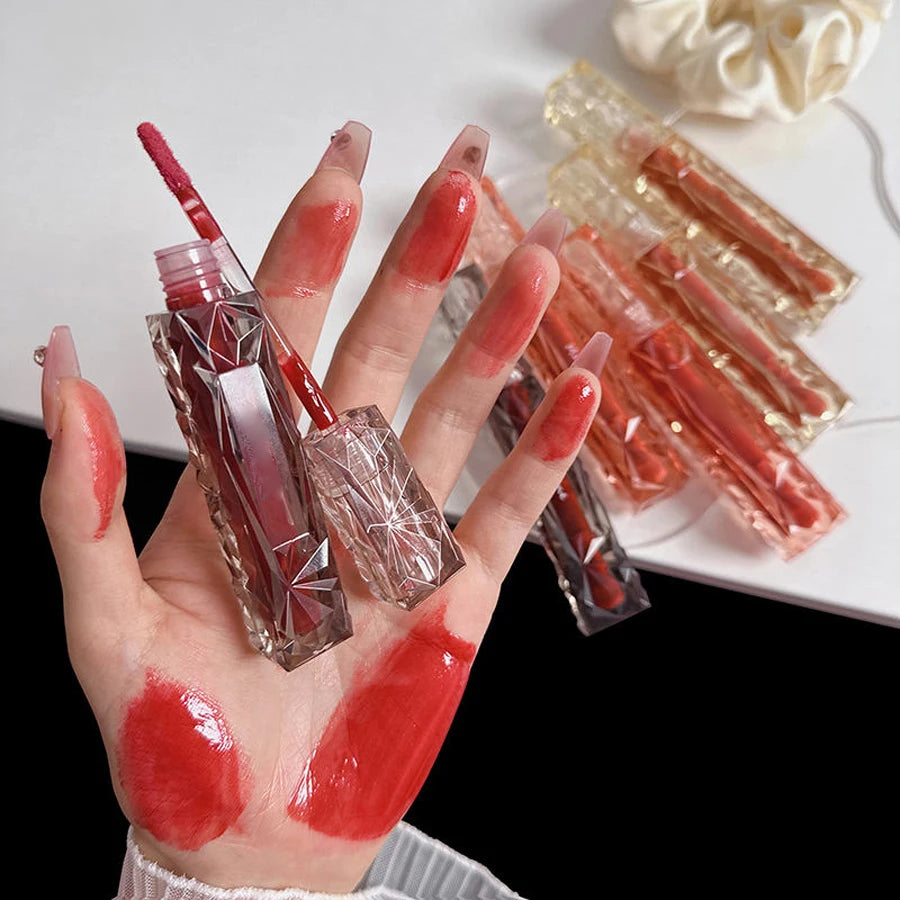 Mirror Shine Lip Gloss – Moisturising, Long-Lasting & Non-Fading