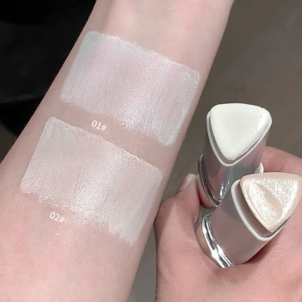 Dual Purpose Brush Head Foundation Make-up Stick, Light and Smooth, Lasting Coverage, Covering the Face Foundation Make-up, Crea