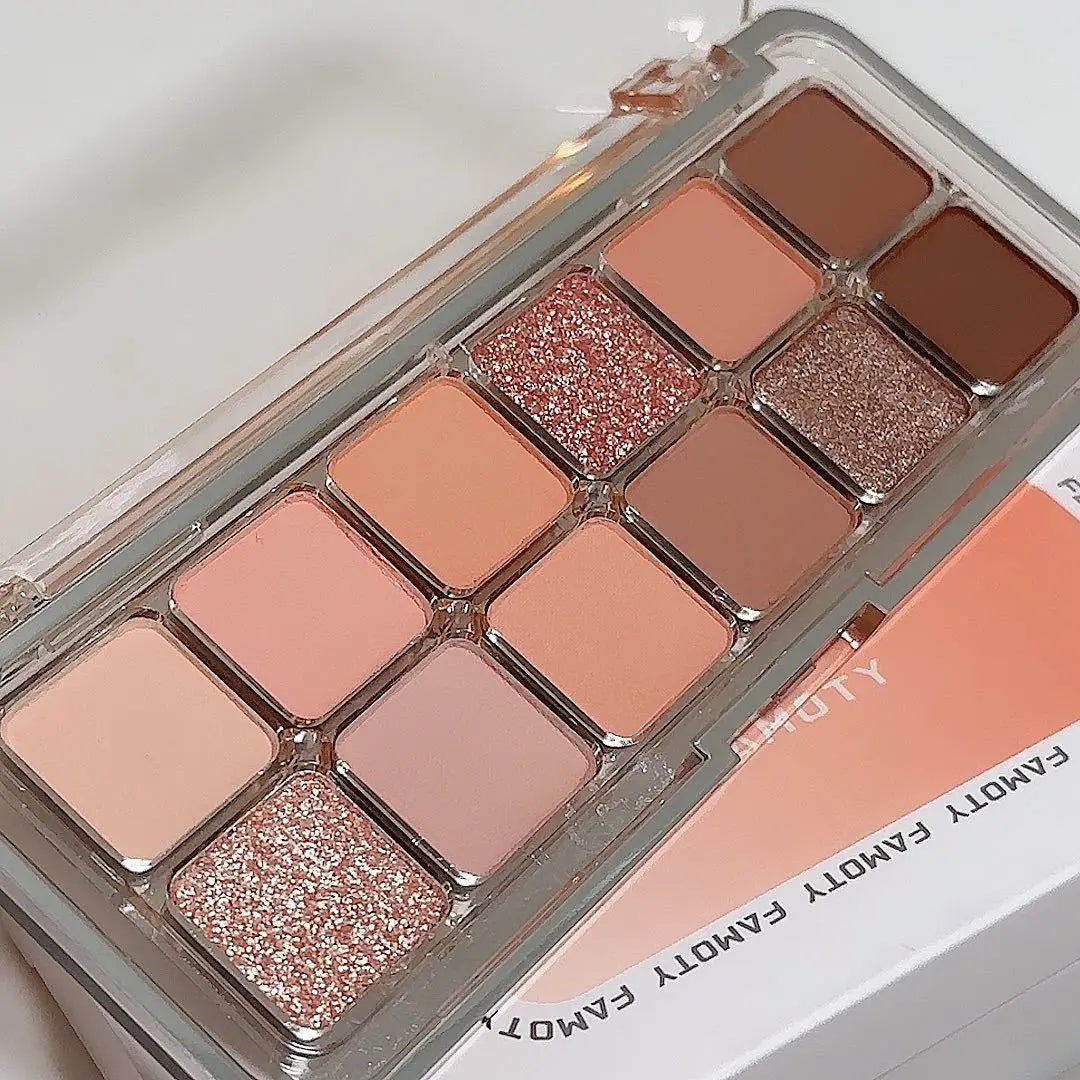 12-Colour Matte Eyeshadow Palette – Earth Tones, Long-Lasting & Blendable