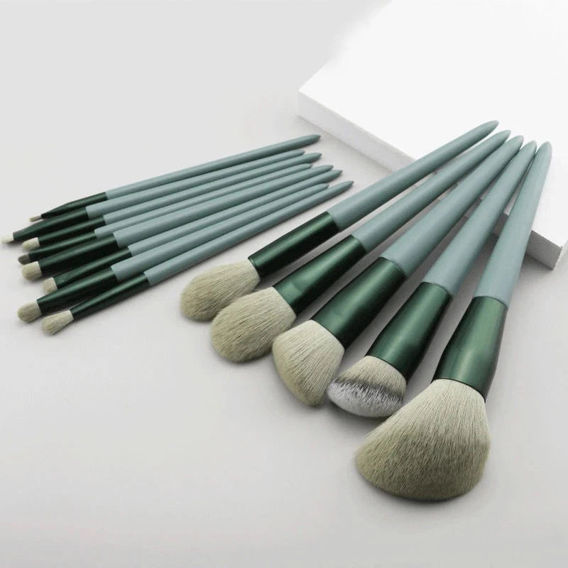 13-Piece Professional Makeup Brush Set with Travel Bag – Soft Bristle Collection