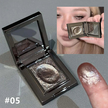Chameleon Shimmer Eyeshadow – Colour-Shifting, Sparkle & Buildable Pigment