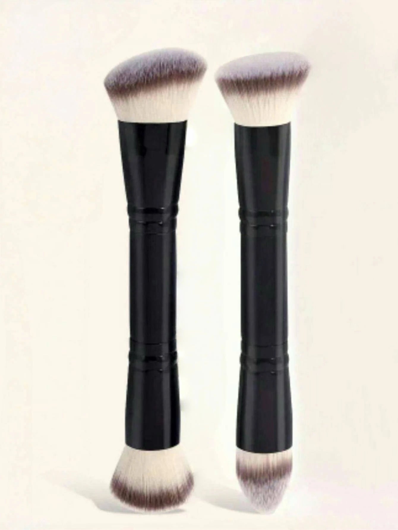 Double-Ended Foundation & Contour Brush – Dual-Purpose Blending Tool