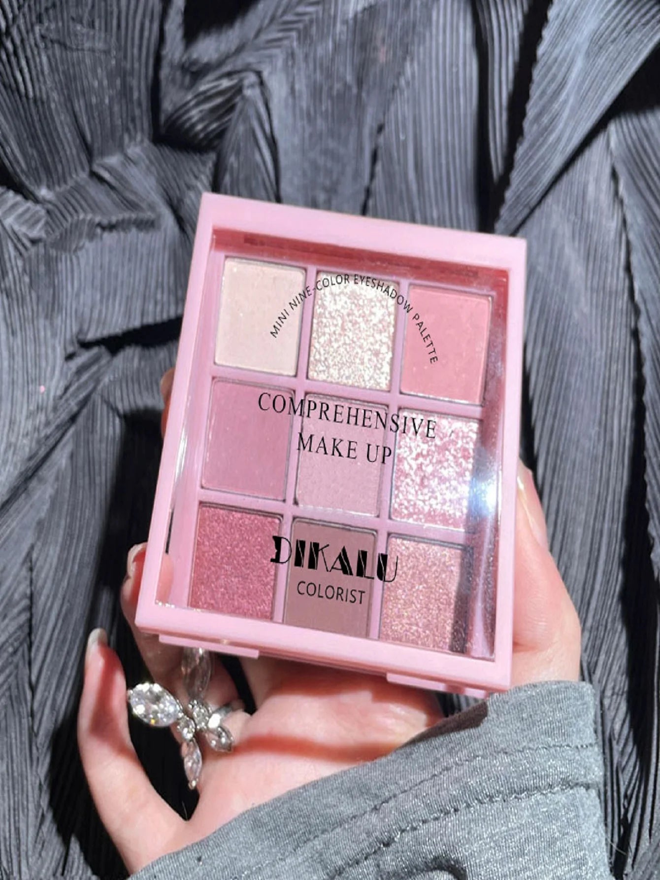 9-Colour Rose Petal Eyeshadow Palette – Matte & Shimmer Duo Finish
